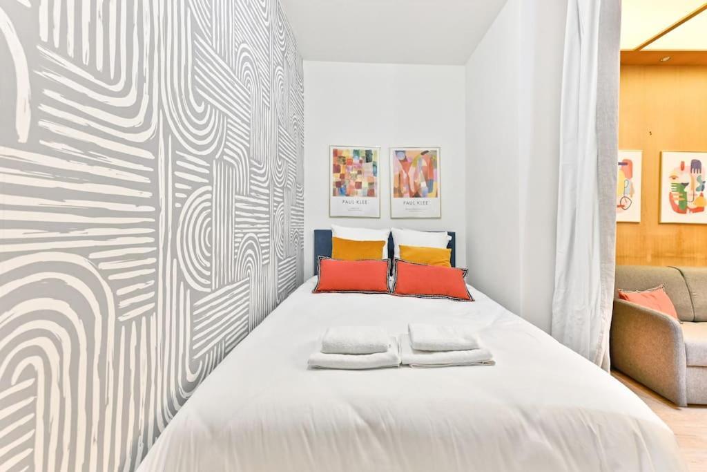 Appartement Central Proche Atelier Des Lumieres Paris Exterior foto